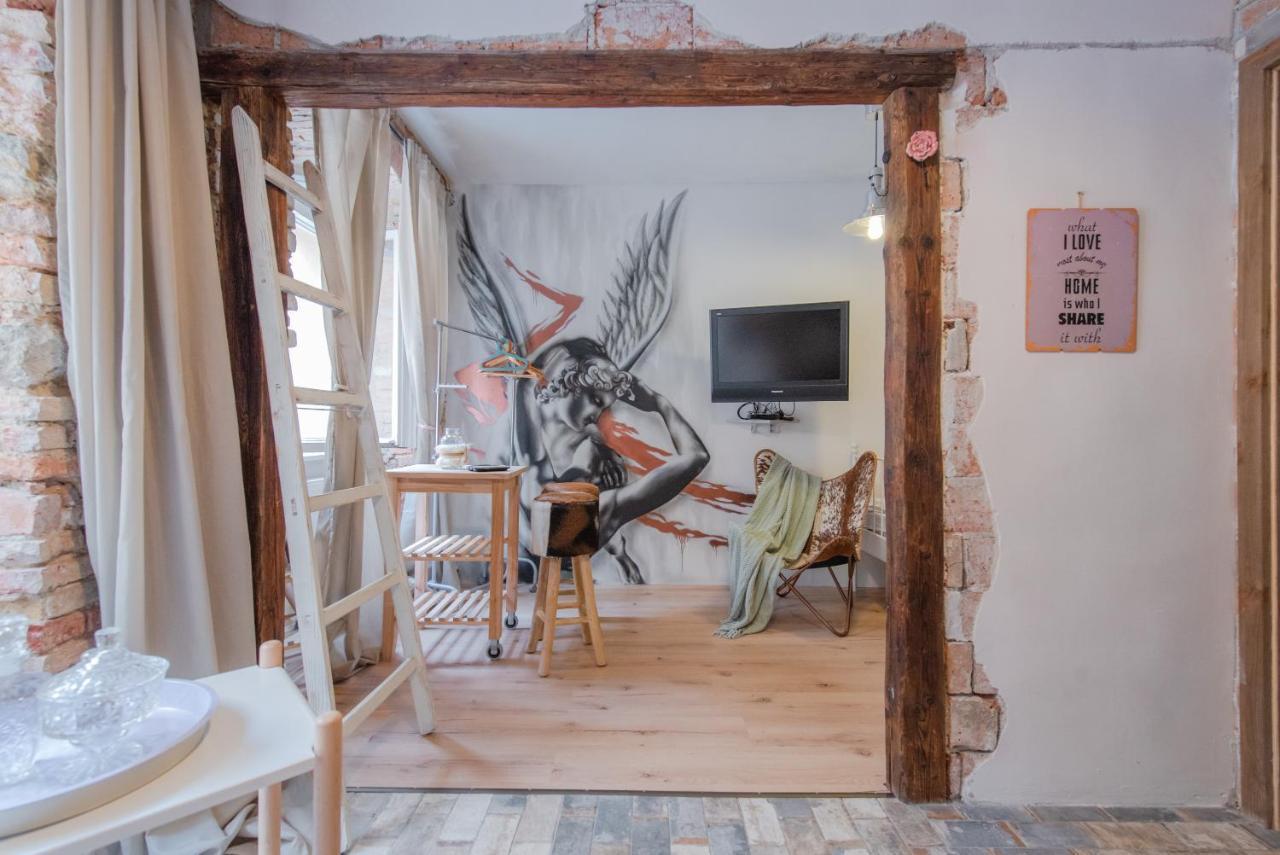 Accommodation At The Zeus Apartment Братислава Екстер'єр фото
