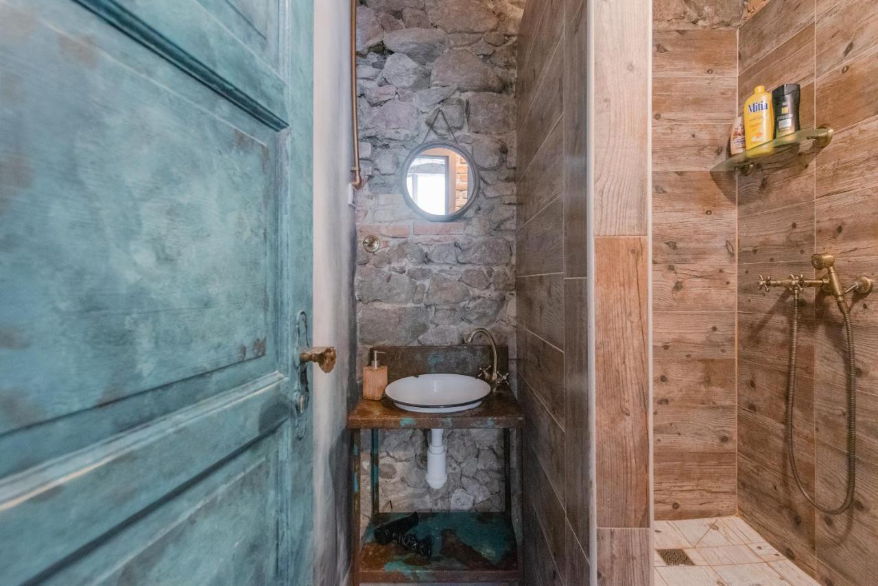 Accommodation At The Zeus Apartment Братислава Екстер'єр фото